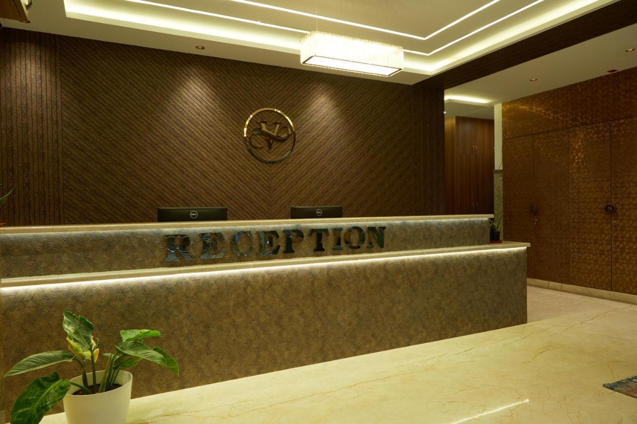 Vovo Premier Hotel Бангалор Экстерьер фото